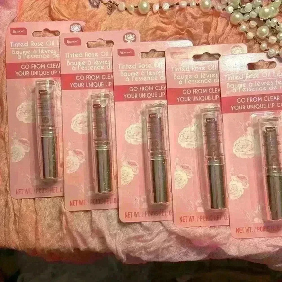 Tinted Rose Oil Lip Balm 👄 ❤️  one left! - Picture 5 of 6